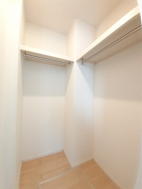 ＪＲ常磐線 泉駅 バス乗車時間：31分 最寄りバス停で下車 徒歩7分 2階建 築10年の内装写真