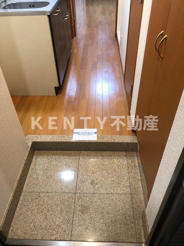 ルーブル上池台弐番館の玄関写真