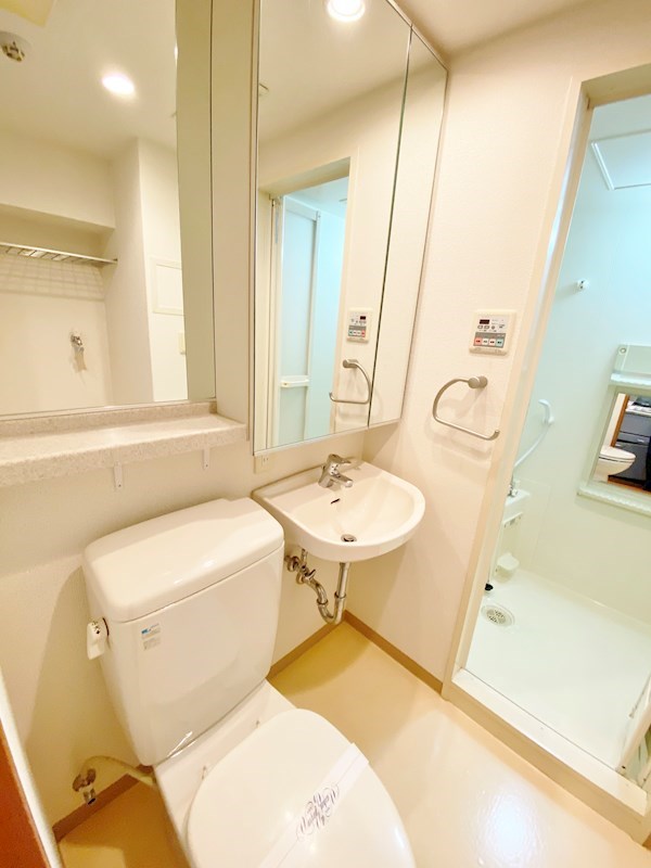 洗面設備　※他のお部屋です、ご参考までに