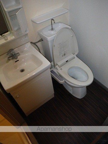 西鉄天神大牟田線 西鉄平尾駅 徒歩6分 8階建 築38年の風呂写真