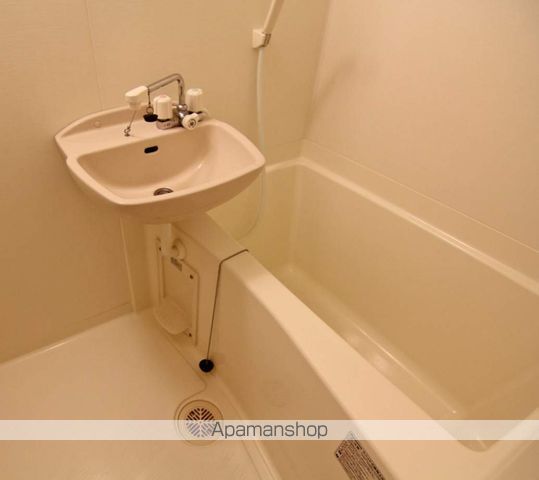 レオパレスエイムフル北千住の風呂写真