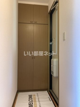 アークヒルズIの玄関写真