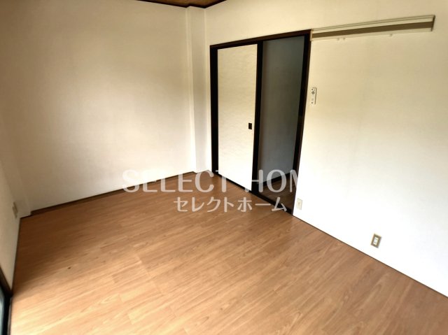 コスモハイツ八百富の内装写真