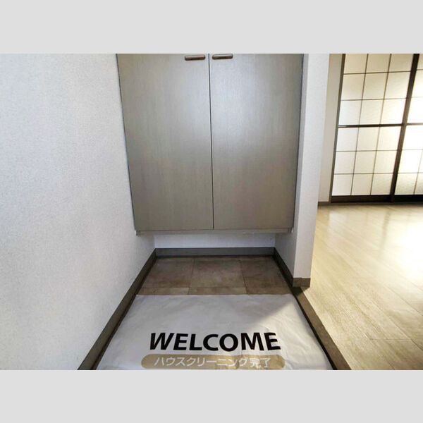 玄関　玄関入り口