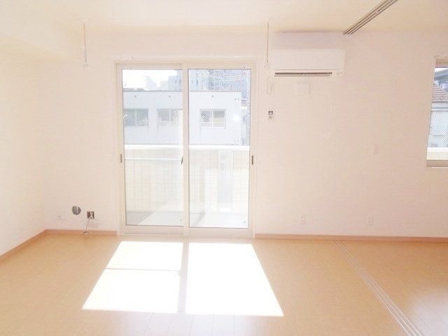 居室・リビング　現地待ち合わせ歓迎♪お問合せはタウンハウジング蘇我店まで！