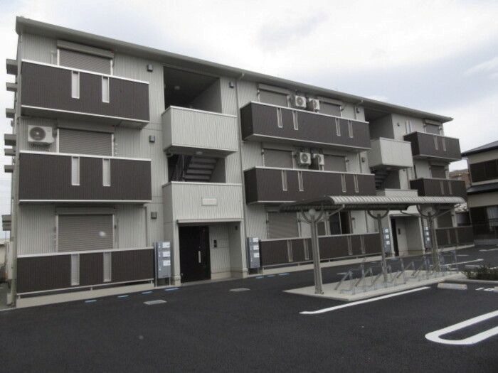 コートミカエルBの外観写真