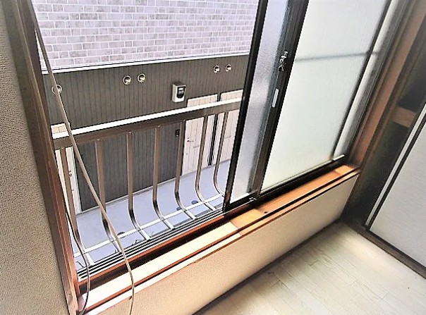 小田急線 相模大野駅 徒歩20分 2階建 築44年の内装写真