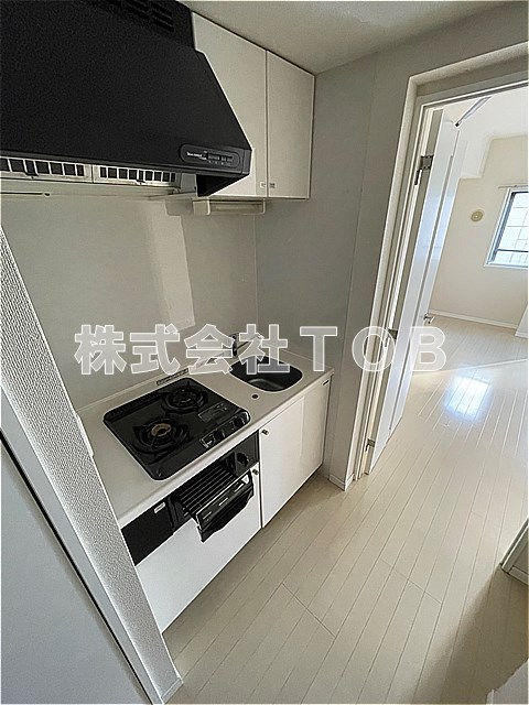 キッチン　2口グリル付き※クリーニング中の写真※