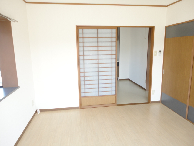 アール佐藤の居間写真