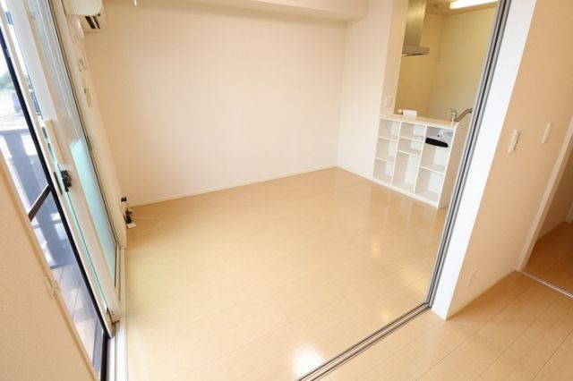D-Room TOMの居間写真