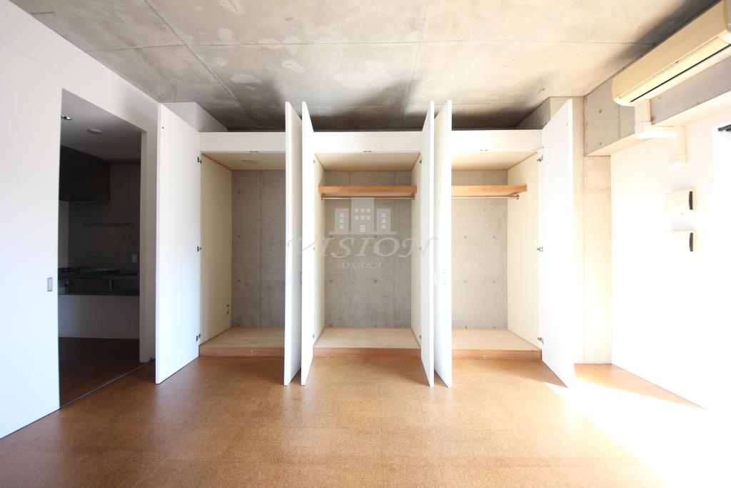 収納　別タイプのお部屋の写真になります。