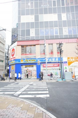 ドラックストア　調剤薬局 マツモトキヨシ 金町駅前店（ドラッグストア）まで720m