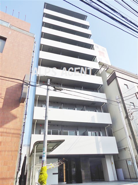 横浜市中区末吉町のマンションの建物外観
