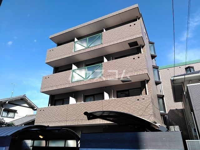 名古屋市千種区清住町のマンションの建物外観