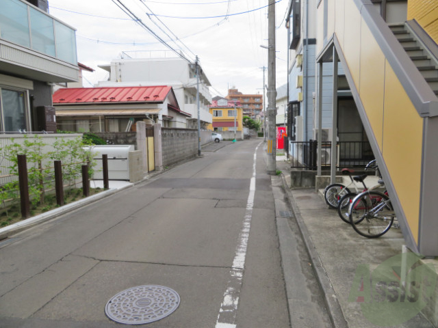 【仙台市青葉区小松島のアパートの駐車場】