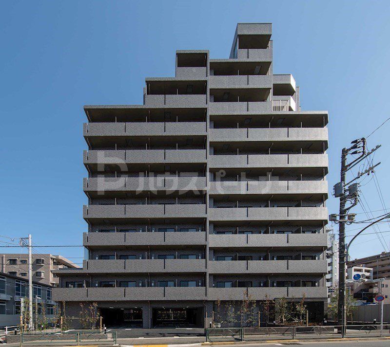 【板橋区東新町のマンションの建物外観】