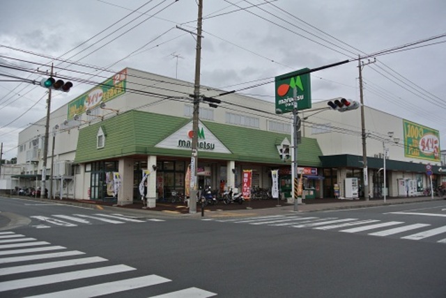 【愛甲郡愛川町中津のアパートのスーパー】