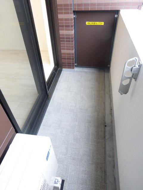 バルコニー　バルコニー