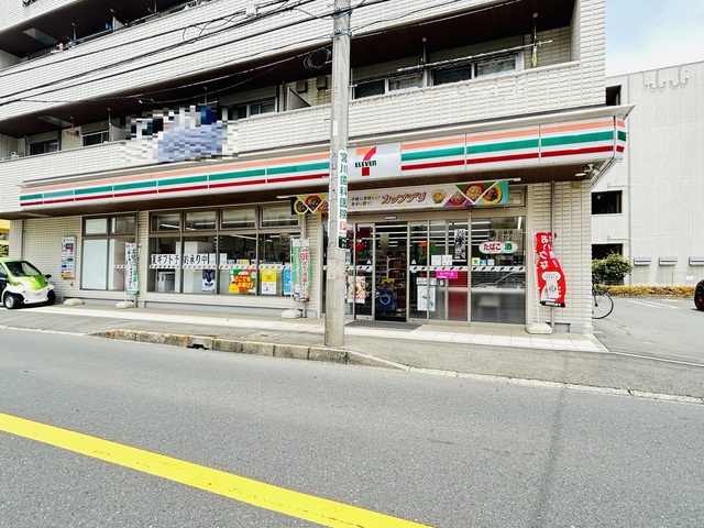 コンビニ　セブンイレブン横浜下永谷2丁目店（コンビニ）まで770m