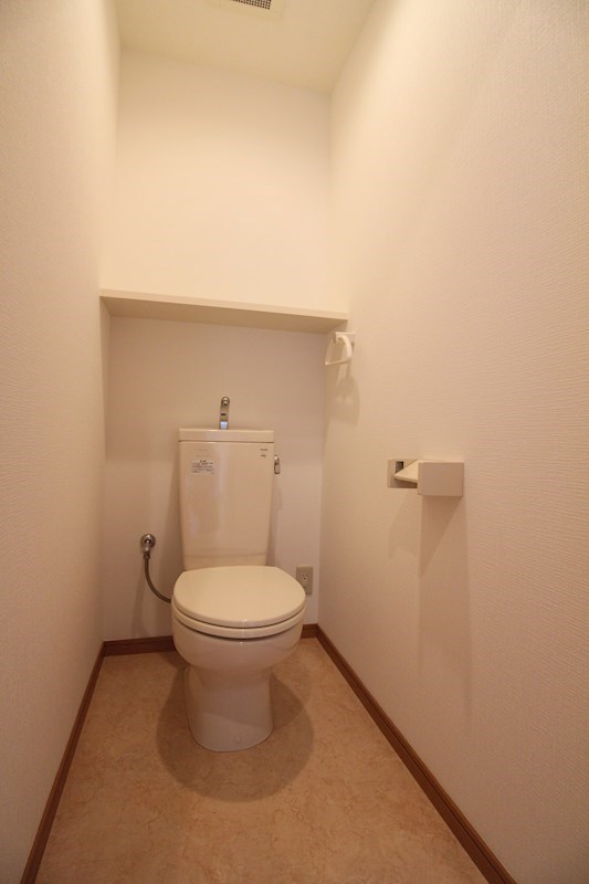 トイレ　清潔に保たれたトイレです。