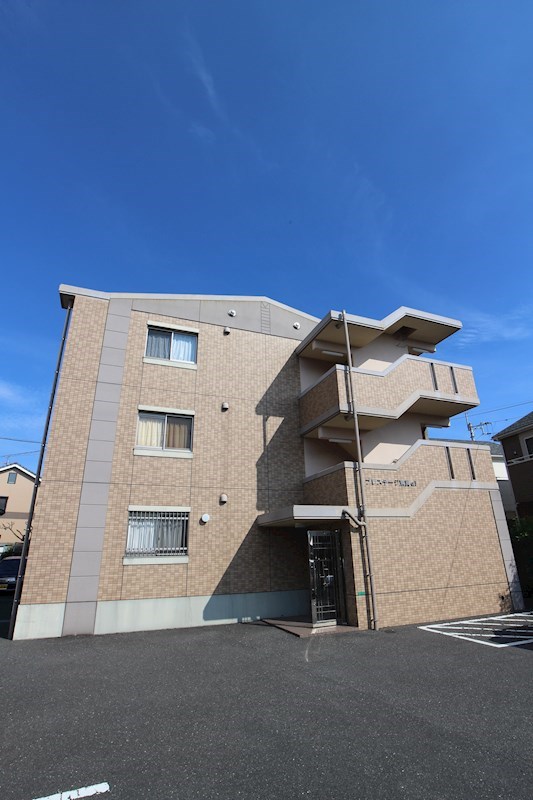 建物外観　洋風のオシャレな外観です。