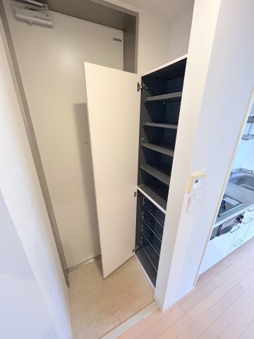 玄関　シューズボックス