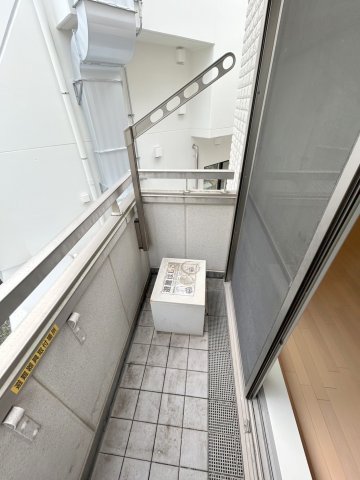 バルコニー　バルコニー付きです