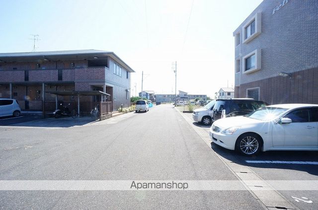 その他　前面道路（その他）まで1m