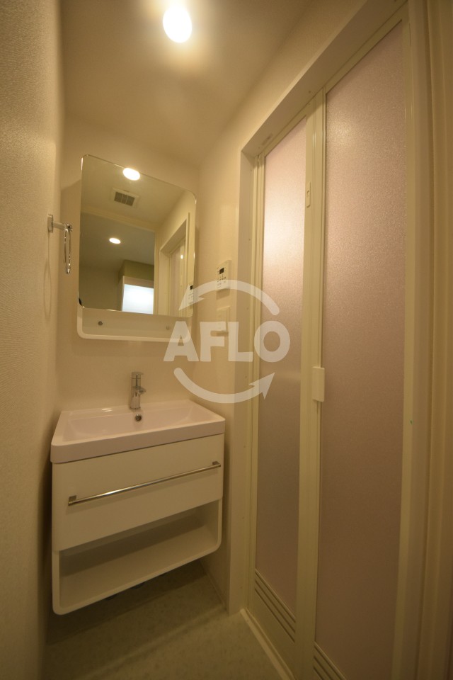 洗面設備　セレニテ本町東リアン　お風呂