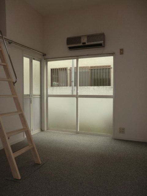 その他　窓も２面にあります♪