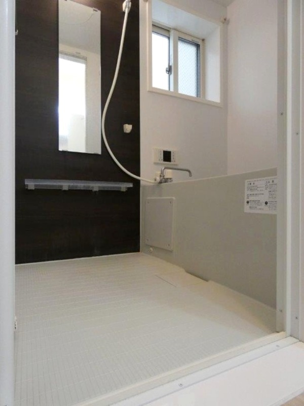 バス・シャワールーム　図面と現状に相違がある場合には現状を優先