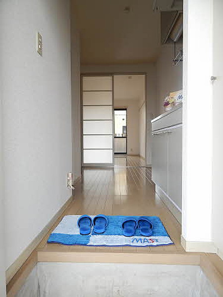 玄関　収納もある玄関です