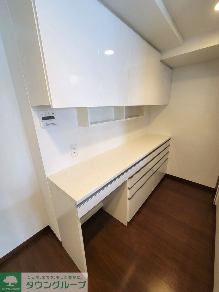 その他設備　食器棚