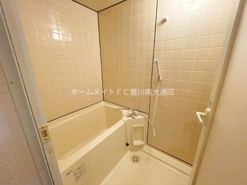 バス・シャワールーム　同型別部屋写真