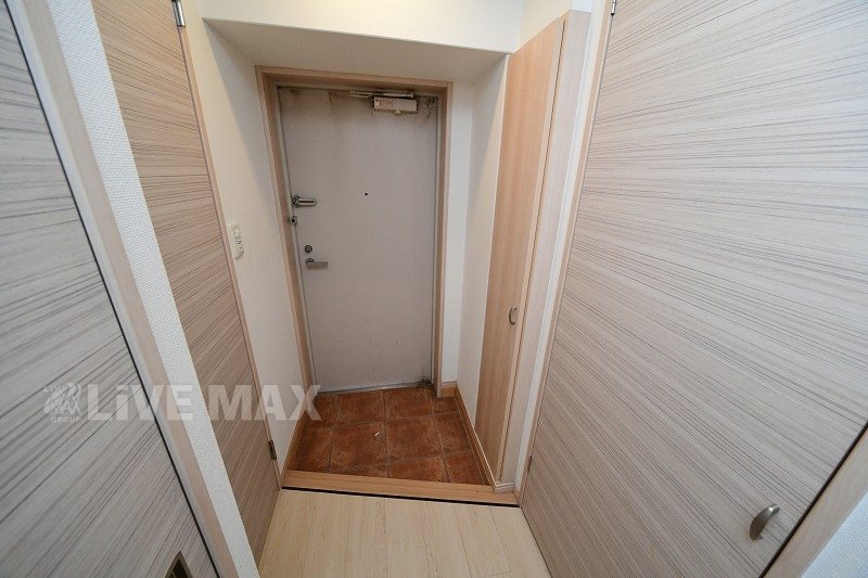 玄関　※写真と異なる場合は現状優先