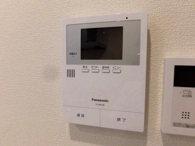 セキュリティ　モニター付インターホンで安心です。