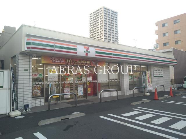 コンビニ　セブン-イレブン 足立竹ノ塚駅南店（コンビニ）まで121m