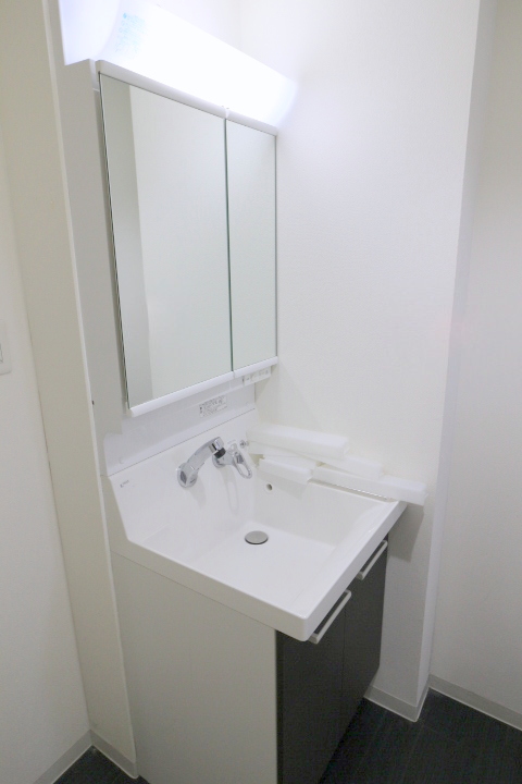 洗面設備　シャンプードレッサー付き♪