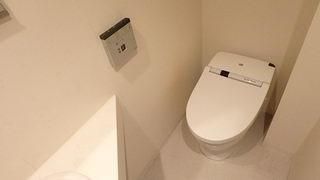 トイレ　★シャワートイレ★