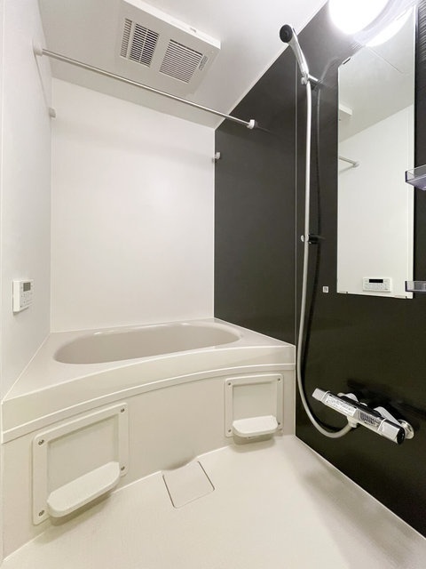 バス・シャワールーム　☆ゆったりくつろげるお風呂☆