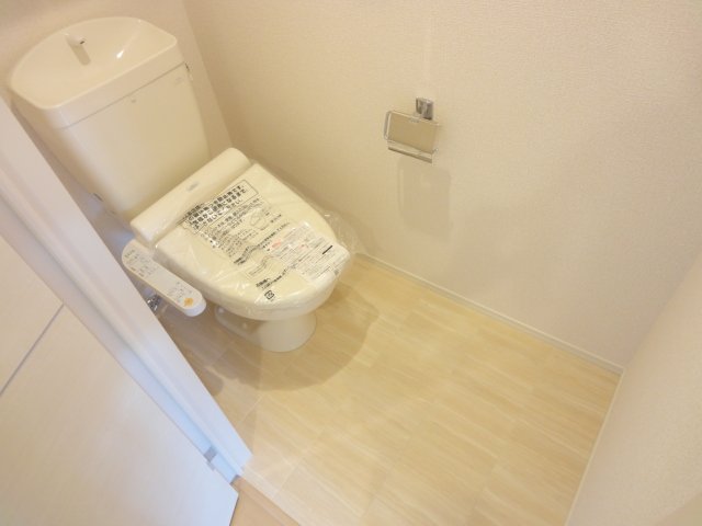 トイレ　同物件別号室