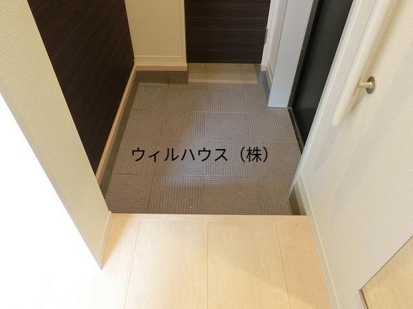 玄関　シューズボックスあり！