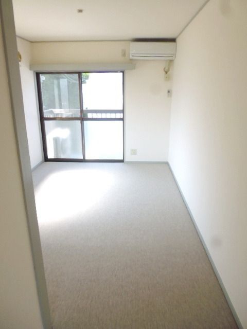 居室・リビング　別部屋参考写真