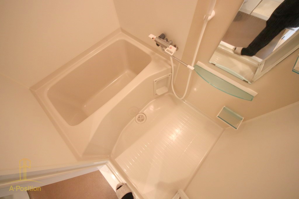 バス・シャワールーム　SERENiTE上町台（北館）