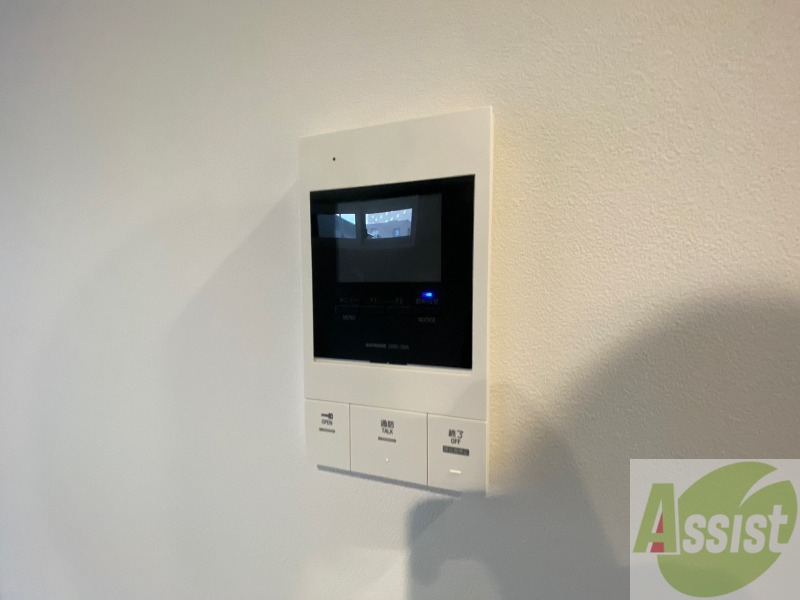 セキュリティ　ＴＶモニター付インターホンです。来客者の顔が見えるので安心！