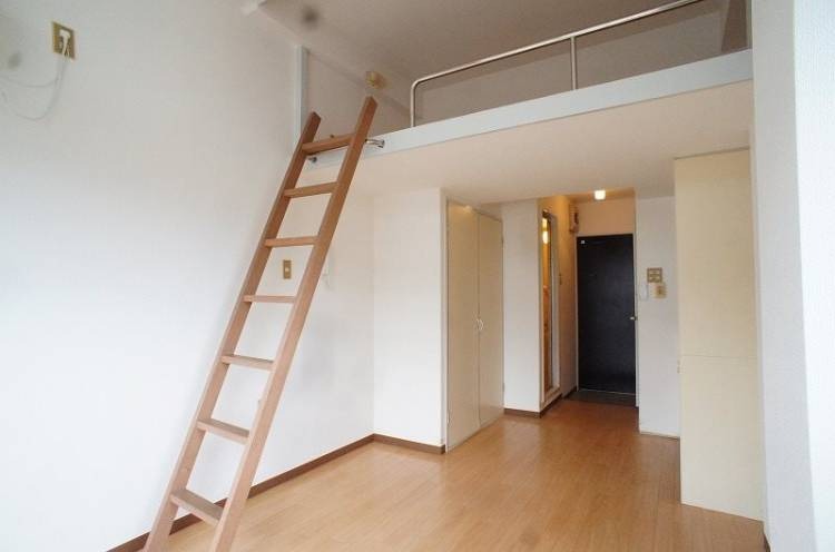 居室・リビング　別号室