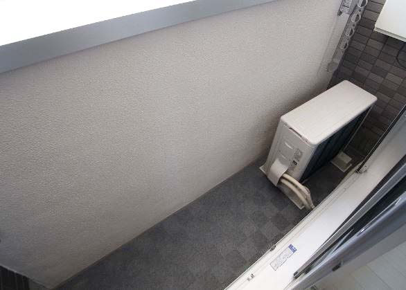 バルコニー　★洗濯物を干すスペース充分に取れます★