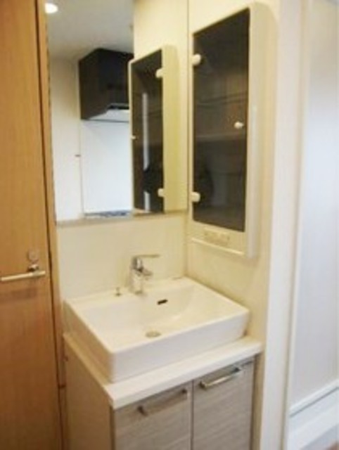 洗面設備　同仕様写真