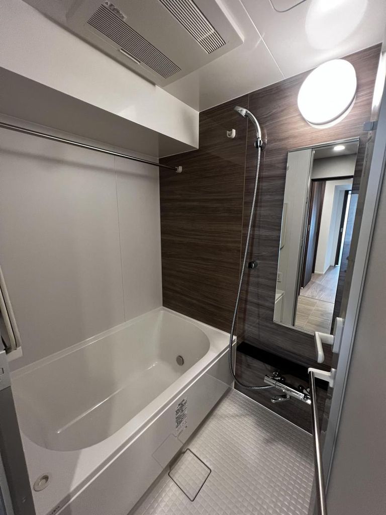 バス・シャワールーム　バルコニー