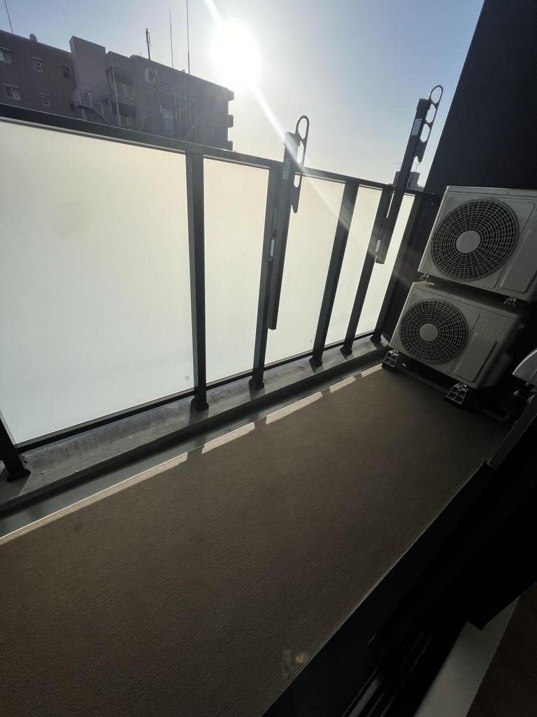 バルコニー　バルコニー